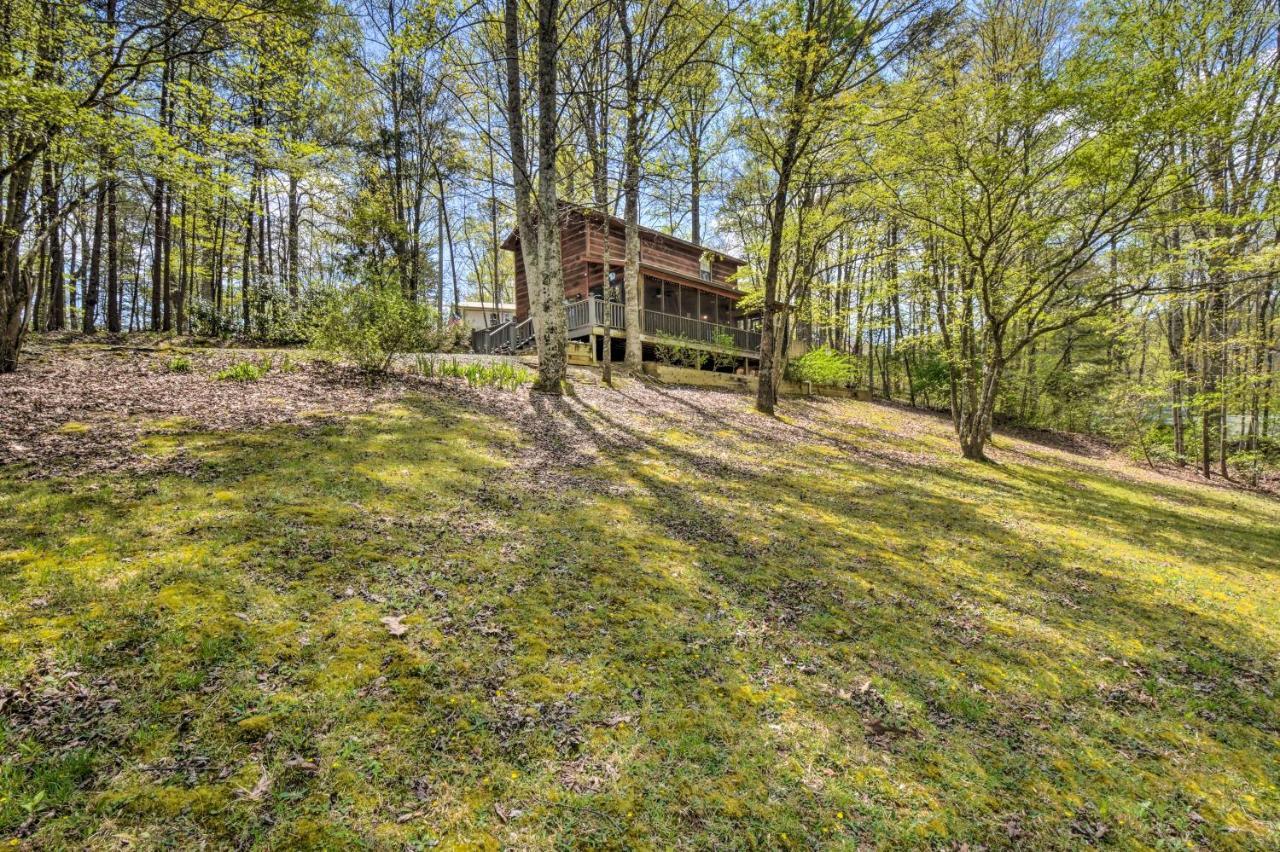 Cozy Hiawassee Cabin With Fire Pit And Mtn Views! Екстер'єр фото