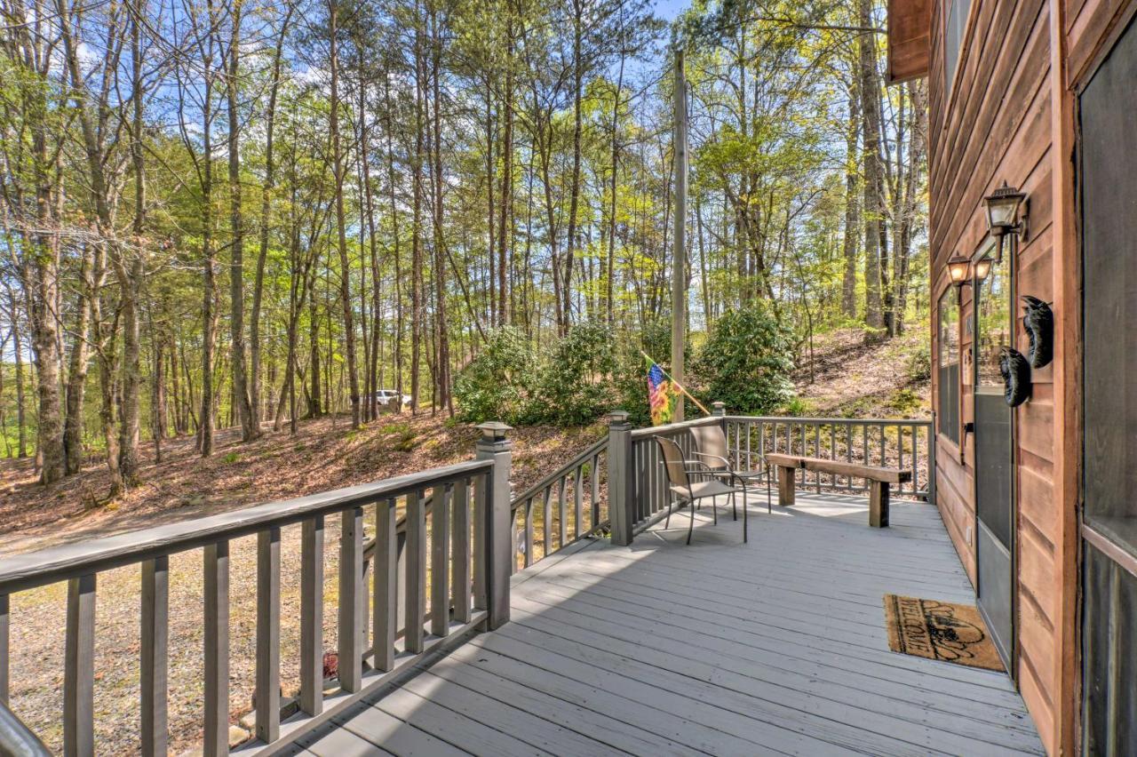 Cozy Hiawassee Cabin With Fire Pit And Mtn Views! Екстер'єр фото